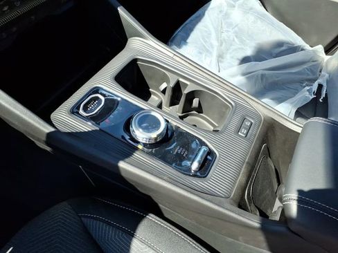 New 2026 Jeep Cherokee Laredo AWD/4WD image 13