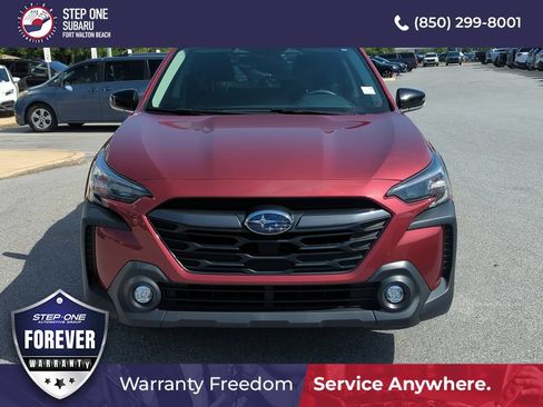 Used 2025 Subaru Outback Premium AWD/4WD image 10