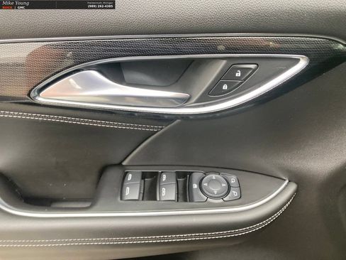 Used 2023 Buick Envision Preferred AWD/4WD image 18