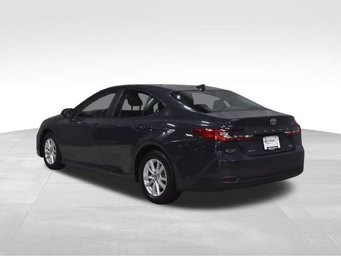 Used 2025 Toyota Camry LE FWD image 7