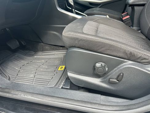 Used 2019 Ford EcoSport SE FWD image 12