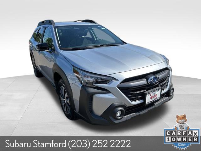 Used 2025 Subaru Outback Premium AWD/4WD image 1