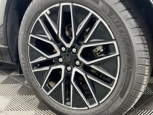 Used 2024 Ford Mustang Mach-E Premium image 36