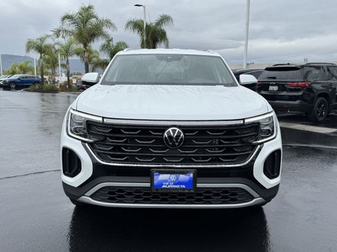 New 2026 Volkswagen Atlas Cross Sport SE image 3