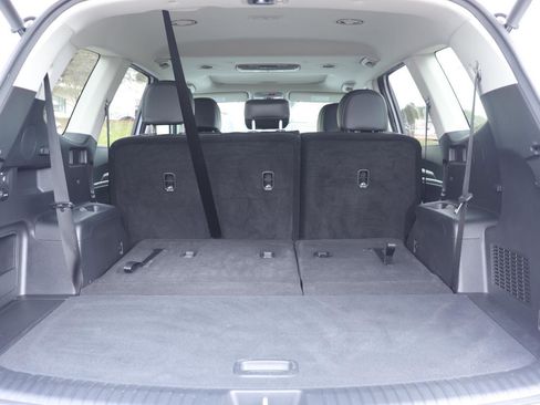 Used 2025 Kia Telluride EX image 18