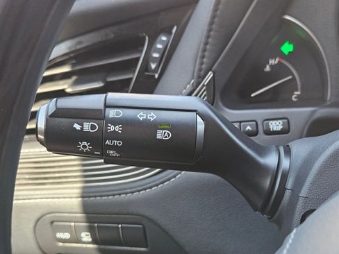 Used 2022 Lexus LS 500 AWD w/ Interior Upgrade Package image 15