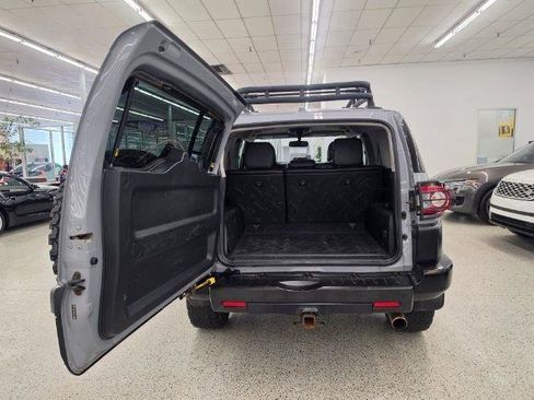 Used 2013 Toyota FJ Cruiser 4WD w/ Trail Teams Special Edition image 37