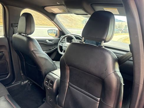 Certified 2024 Ford Escape ST-Line w/ Tech Pack #1 image 24