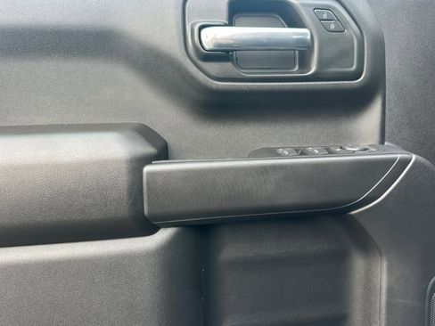 Used 2026 Chevrolet Silverado 1500 Custom w/ Turbomax Blackout Package image 11