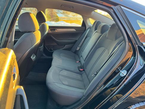 Used 2019 Hyundai Sonata SE image 18