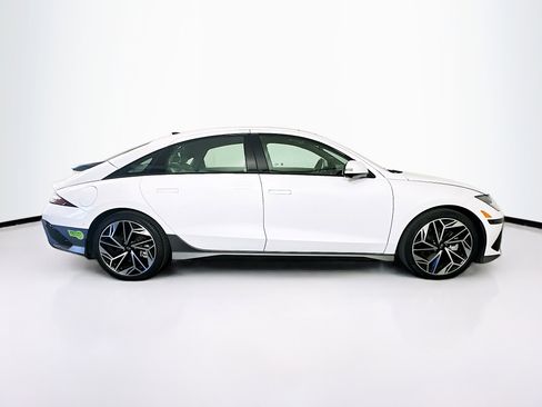 Used 2023 Hyundai Ioniq 6 Limited image 10