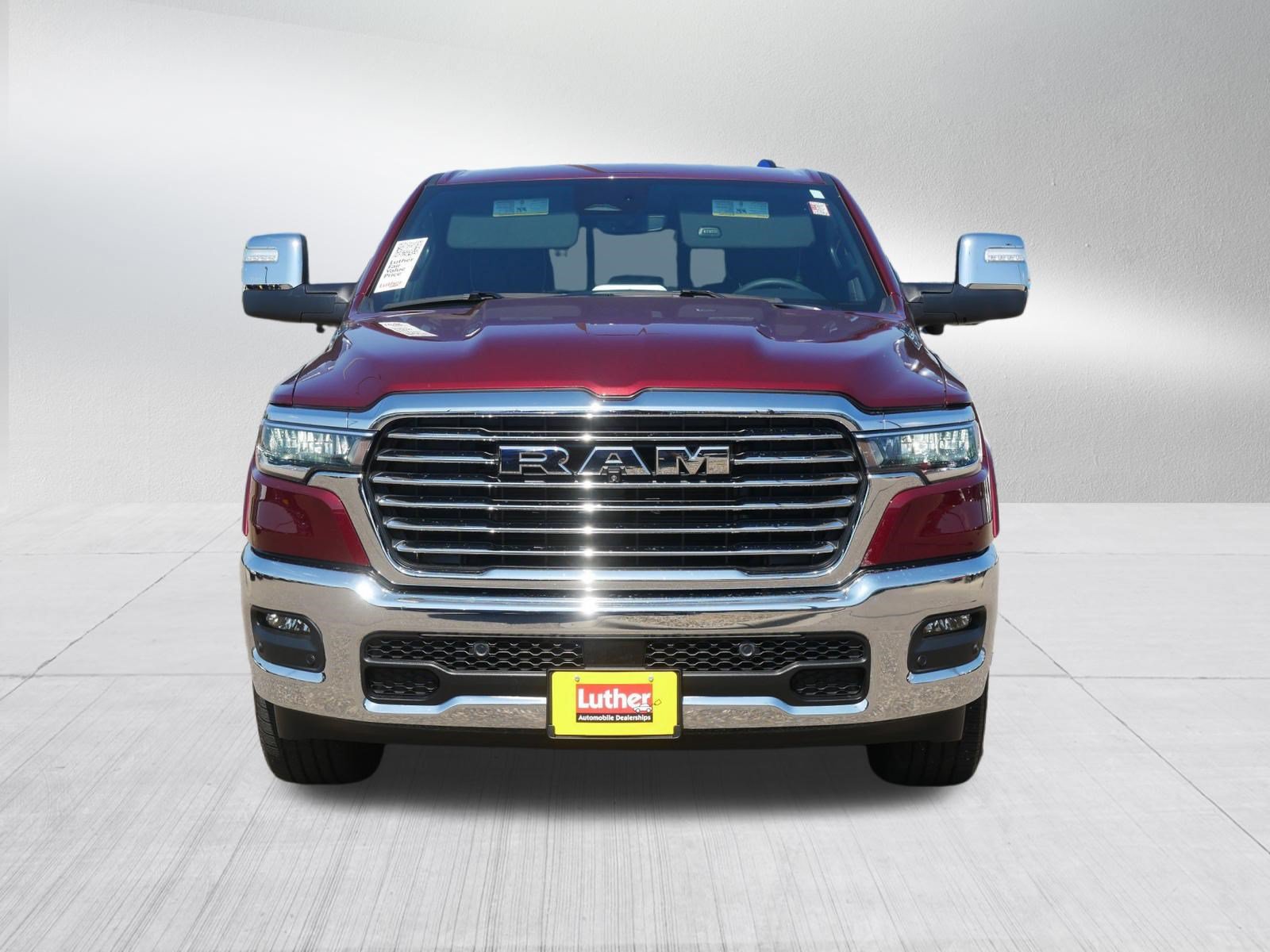 Used 2025 RAM 1500 Laramie w/ Advanced Safety Group II AWD/4WD image 2