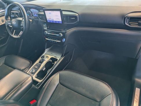 Used 2022 Ford Explorer ST-Line w/ Class IV Trailer Tow Package image 23