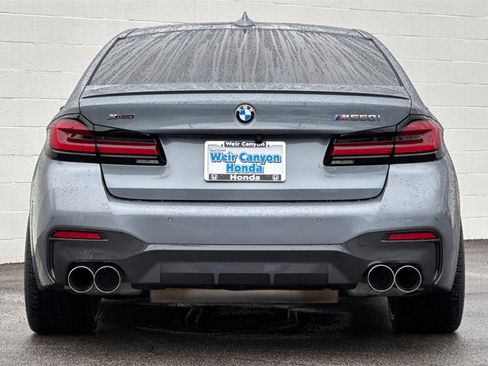 Used 2022 BMW M550i xDrive w/ Executive Package image 8