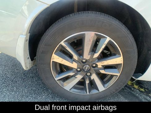 Used 2024 Nissan Versa SV w/ Trunk Package FWD image 13