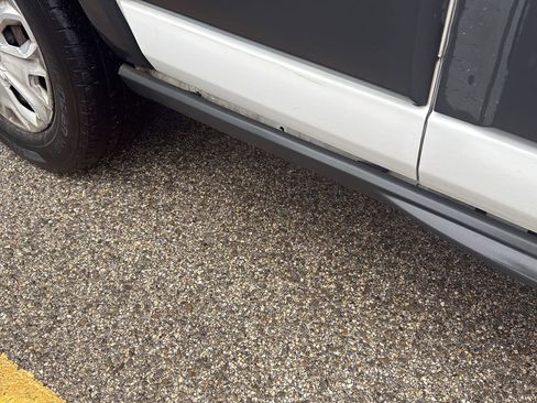 Used 2017 Ford Transit 350 XLT image 8