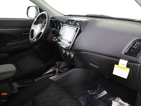 New 2025 Mitsubishi Outlander Sport LE image 24