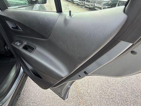 Used 2024 Chevrolet Equinox LT FWD image 20