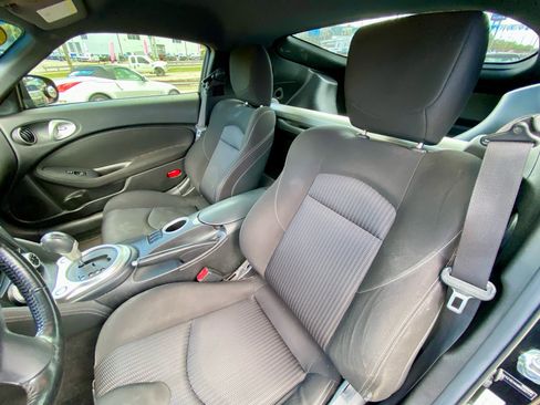 Used 2016 Nissan 370Z Touring w/ Aerodynamics Package image 13