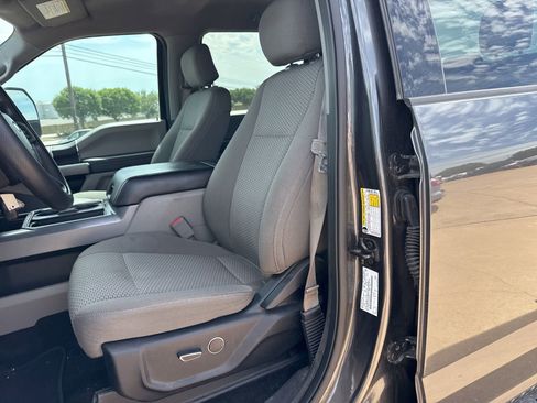 Used 2017 Ford F250 XLT w/ XLT Value Package AWD/4WD image 16