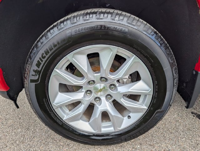 Used 2022 Chevrolet Silverado 1500 Custom AWD/4WD image 26