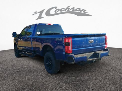 New 2026 Ford F250 Lariat w/ Black Appearance Package image 5