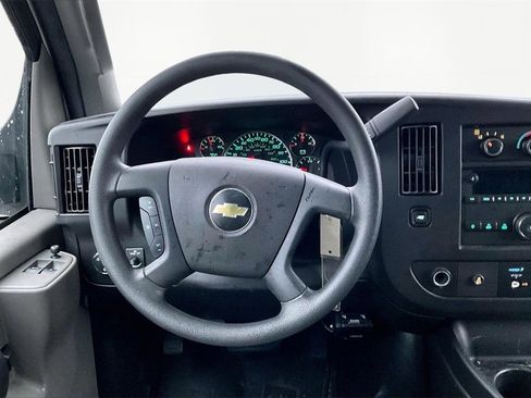 Used 2018 Chevrolet Express 3500 LT w/ LT Preferred Equipment Group image 9