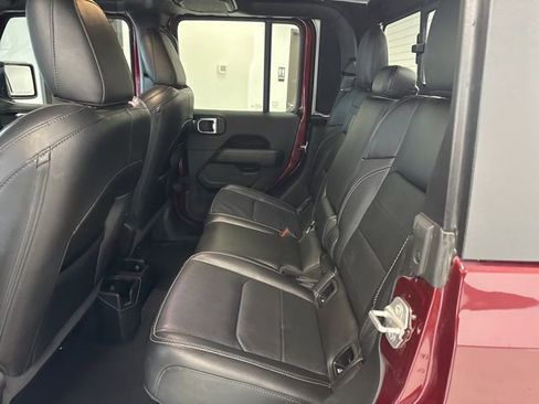 Used 2021 Jeep Gladiator Overland w/ Popular Equipment Package image 19