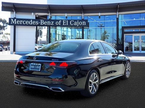 New 2026 Mercedes-Benz E 350 4MATIC Sedan image 3