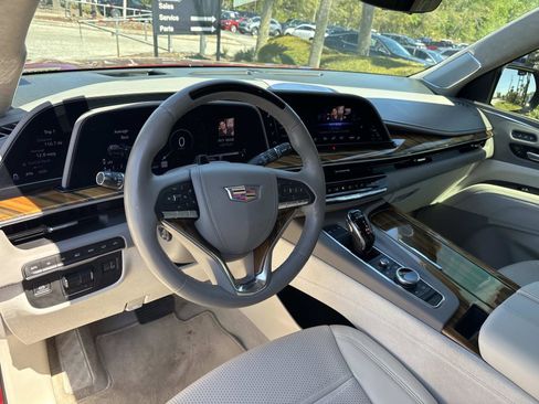 Certified 2024 Cadillac Escalade Sport Platinum image 24