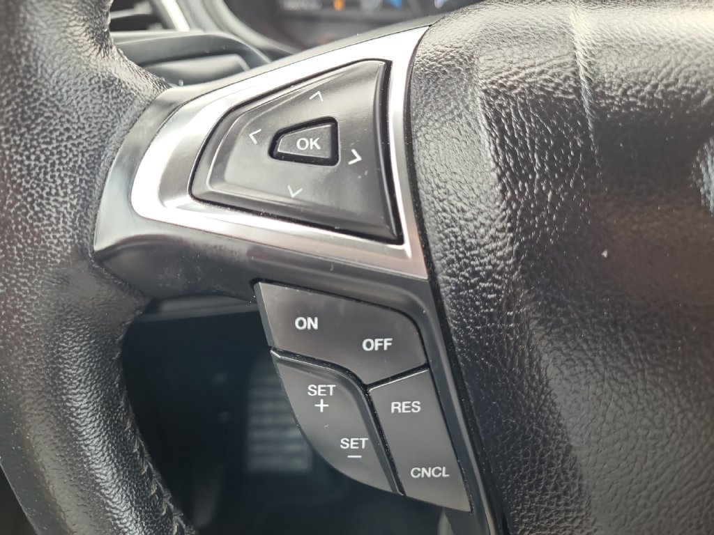 Used 2023 Ford Edge SEL AWD/4WD image 26