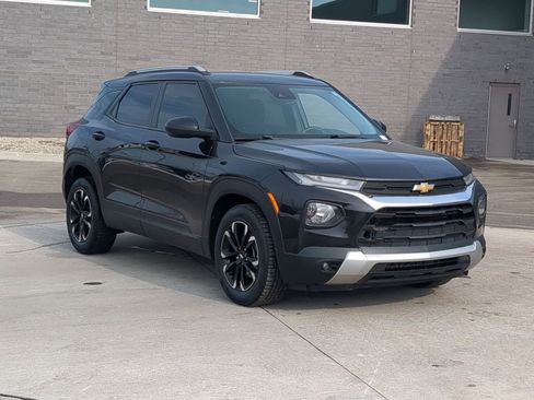 Used 2021 Chevrolet TrailBlazer LT w/ Convenience Package image 10