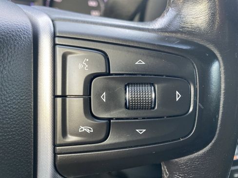 Used 2022 GMC Sierra 1500 SLE image 28