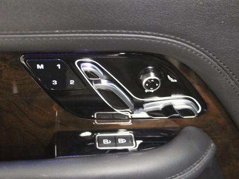 Used 2021 Land Rover Range Rover Westminster Edition image 19