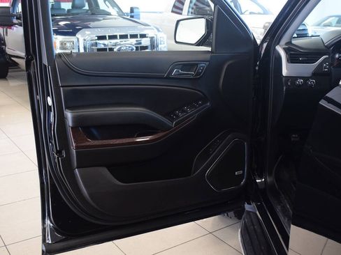 Used 2018 GMC Yukon XL SLT AWD/4WD image 25
