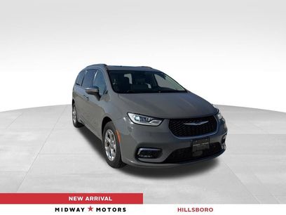 Used 2021 Chrysler Pacifica Limited w/ Premium & Safety Sphere Group