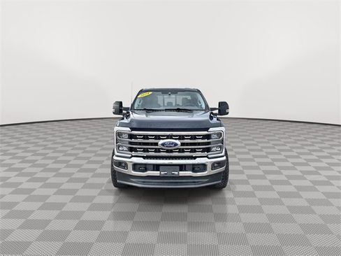 Used 2024 Ford F250 Lariat image 3