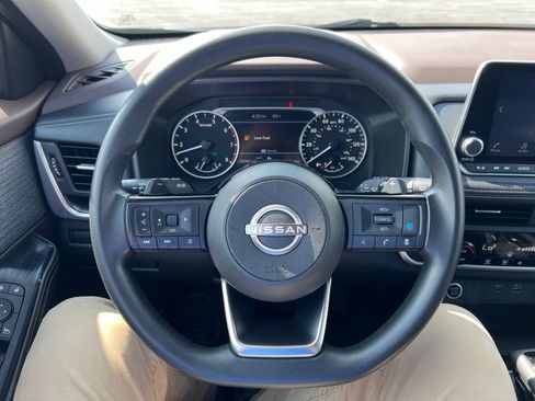 Used 2023 Nissan Rogue SV AWD/4WD image 13