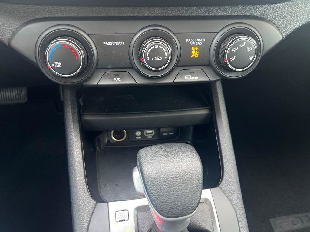 Used 2021 Kia Forte LXS FWD image 20