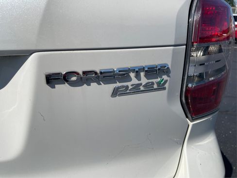 Used 2016 Subaru Forester 2.5i Premium w/ Popular Package #2 AWD/4WD image 21