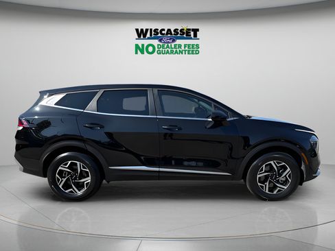 Used 2024 Kia Sportage LX AWD/4WD image 6