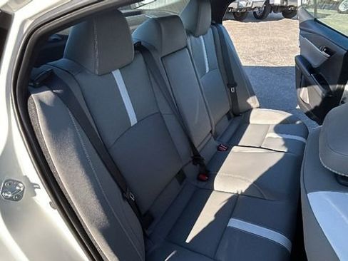 Used 2025 Toyota Camry SE w/ Multimedia Upgrade Package image 10