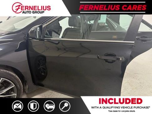 Used 2017 Toyota Camry XSE w/ Moonroof Package FWD image 12