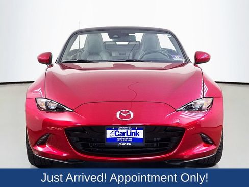 Used 2019 MAZDA MX-5 Miata Grand Touring RWD image 2