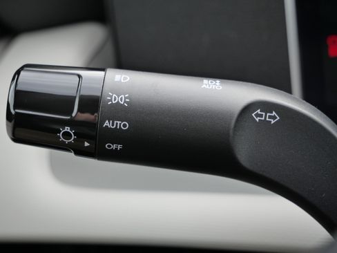 Certified 2025 Hyundai Tucson SE image 33