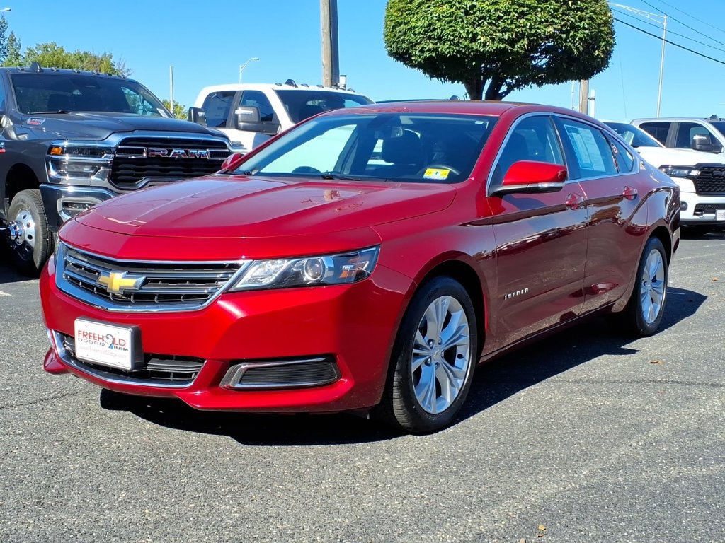 Used 2015 Chevrolet Impala LT w/ Convenience Package FWD image 3