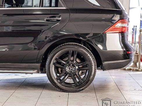 Used 2015 Mercedes-Benz ML 350 SUV image 7
