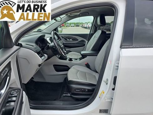 Used 2022 GMC Terrain SLT FWD image 18