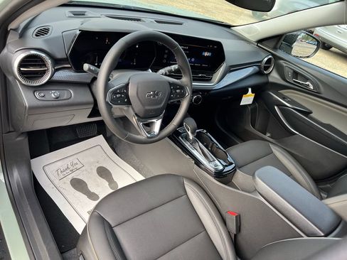 New 2026 Chevrolet Trax ACTIV w/ Driver Confidence Package FWD image 23