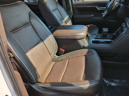 Used 2024 GMC Sierra 1500 Denali w/ Technology Package image 22